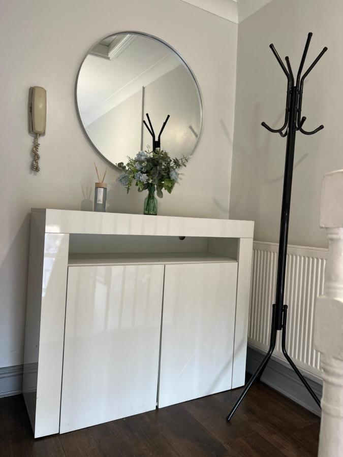 Dalston 1 Bedroom Flat London Ngoại thất bức ảnh